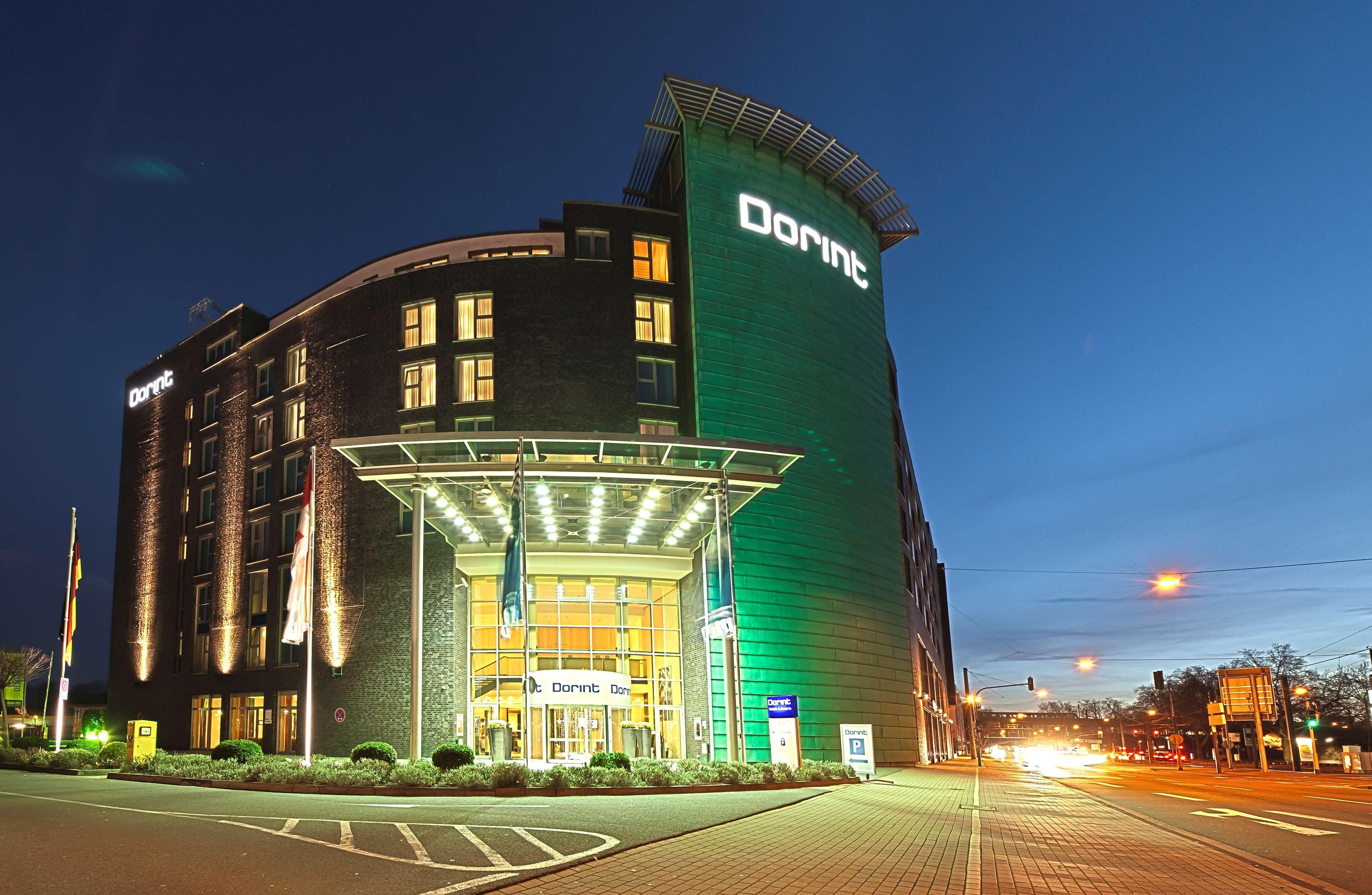 Отель Dorint An Der Messe Koeln Экстерьер фото